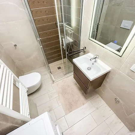 Supreme 792 Appartement Golem (Tirana)
