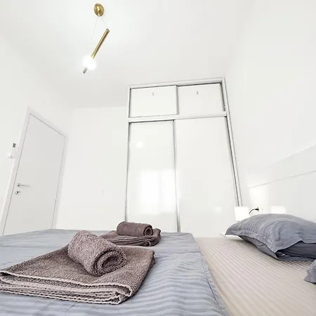 Apartment Supreme 792 Golem (Tirana)
